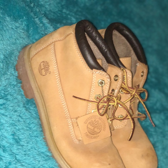 Women’s timbaland boots - Picture 2 of 2